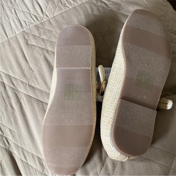 J. Crew Crewcuts girls woven Mary Janes shoes - Picture 5 of 7